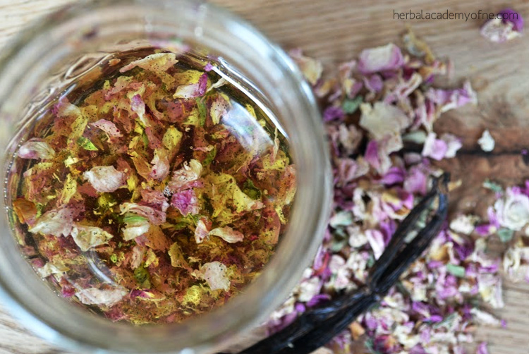Make your own Vanilla and Rose Massage Oil