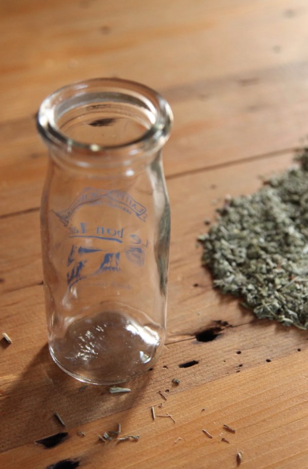 Homemade All-Purpose Seasoning using dried herbs