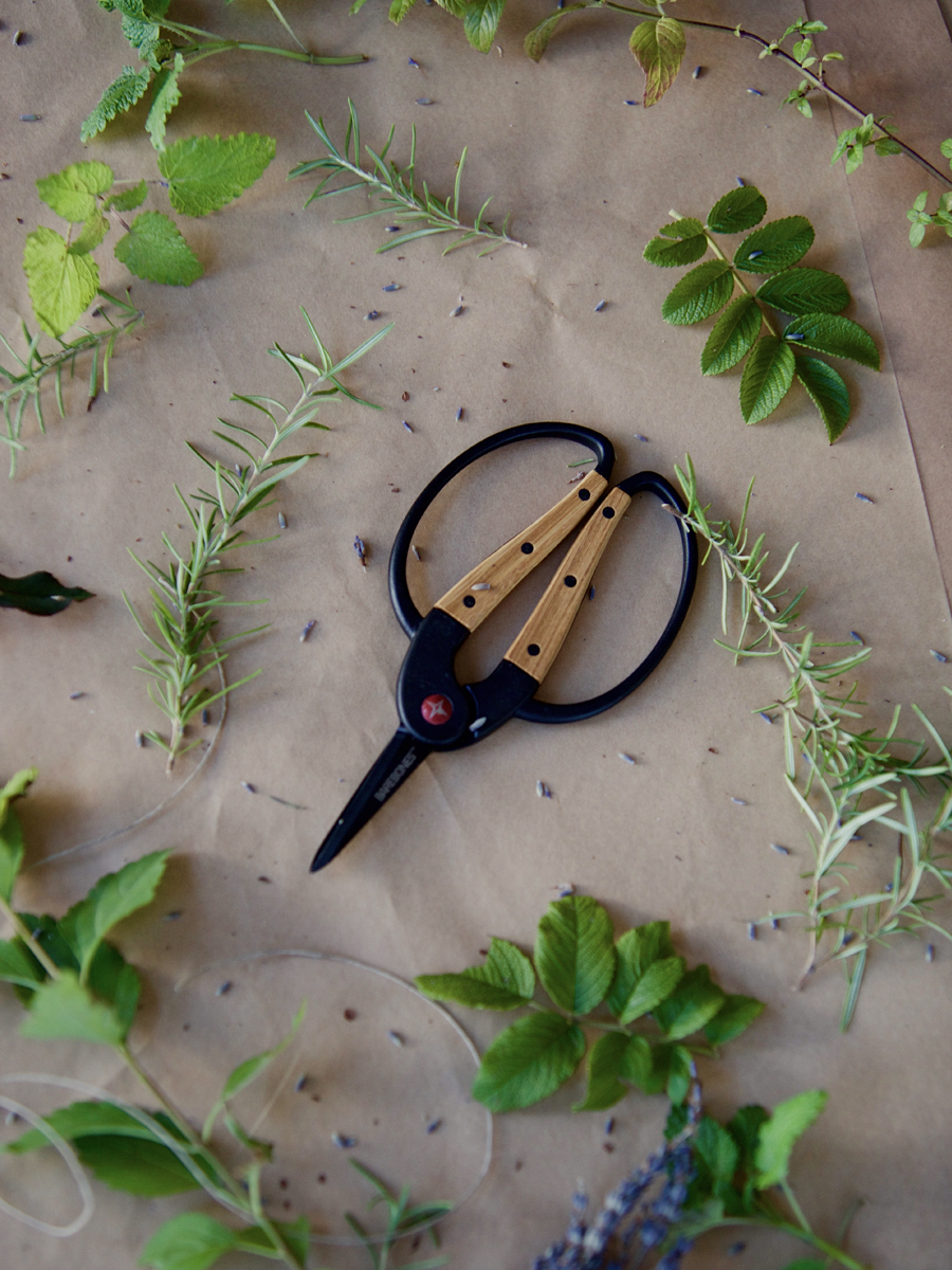 Small Garden Scissors by Barebones