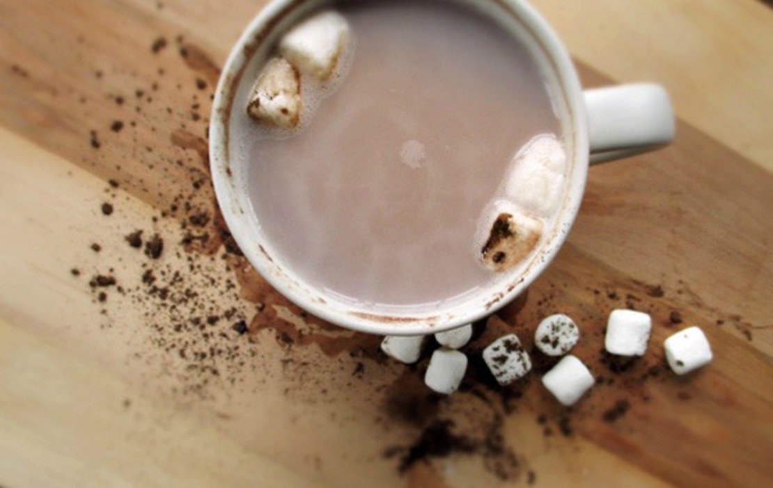 Valentine's Day Hot Chocolate | Herbal Academy | This Valentine's Day Hot Chocolate is melt-in-your-mouth delicious! This easy homemade hot chocolate recipe can be made into an adult friendly beverage.