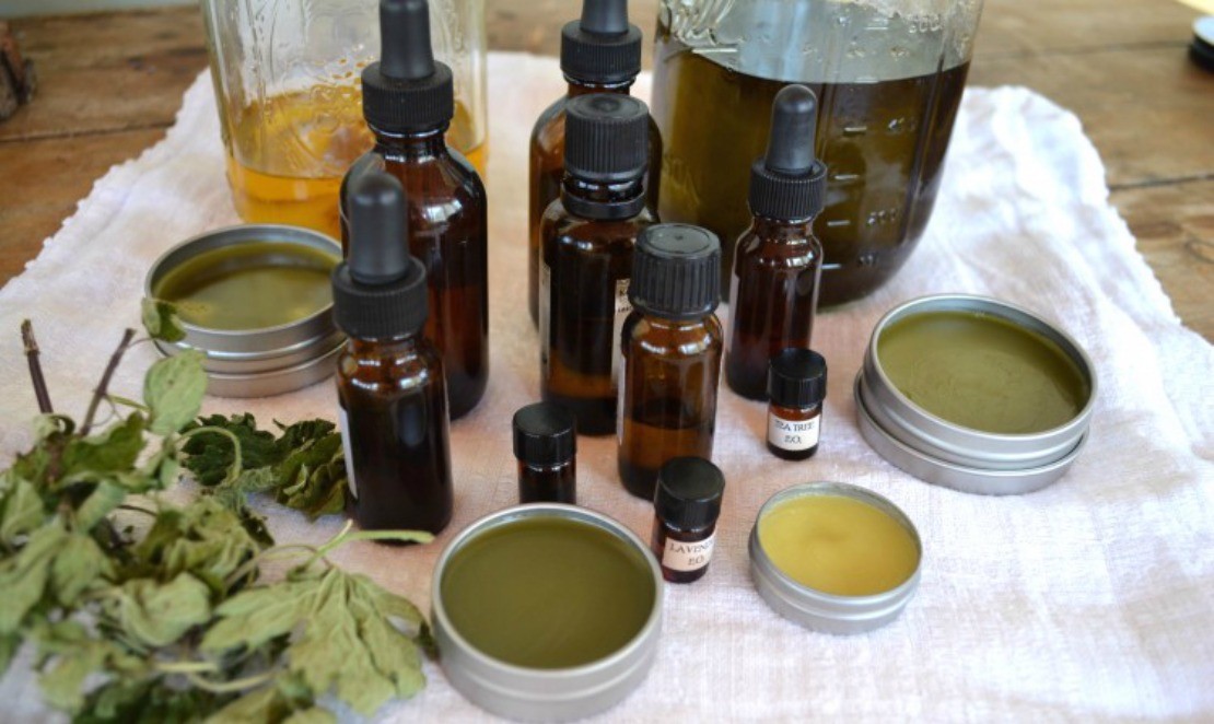 Basic Essential Oil Use and Safety Information