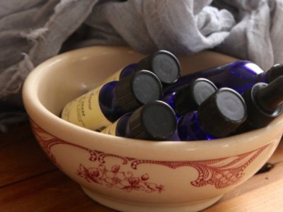 A Beginner's Guide to Using Essential Oils With Confidence | Herbal Academy | Here's a beginner's guide to get you started in using essential oils with confidence!