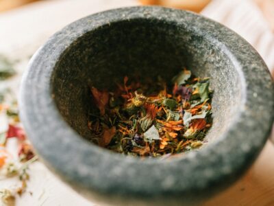 Six Botanical-Based Air Freshener Ideas for Your Home by Herbal Academhy