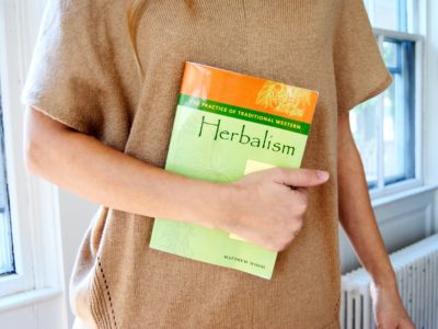 Herbalism Book recommendations – world traditions of herbalism