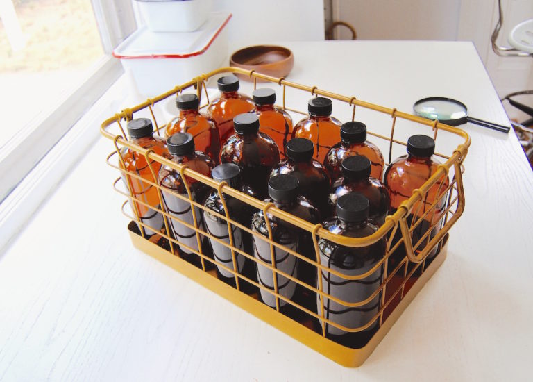 5 Storage Containers Every Herbalist Should Have On Hand