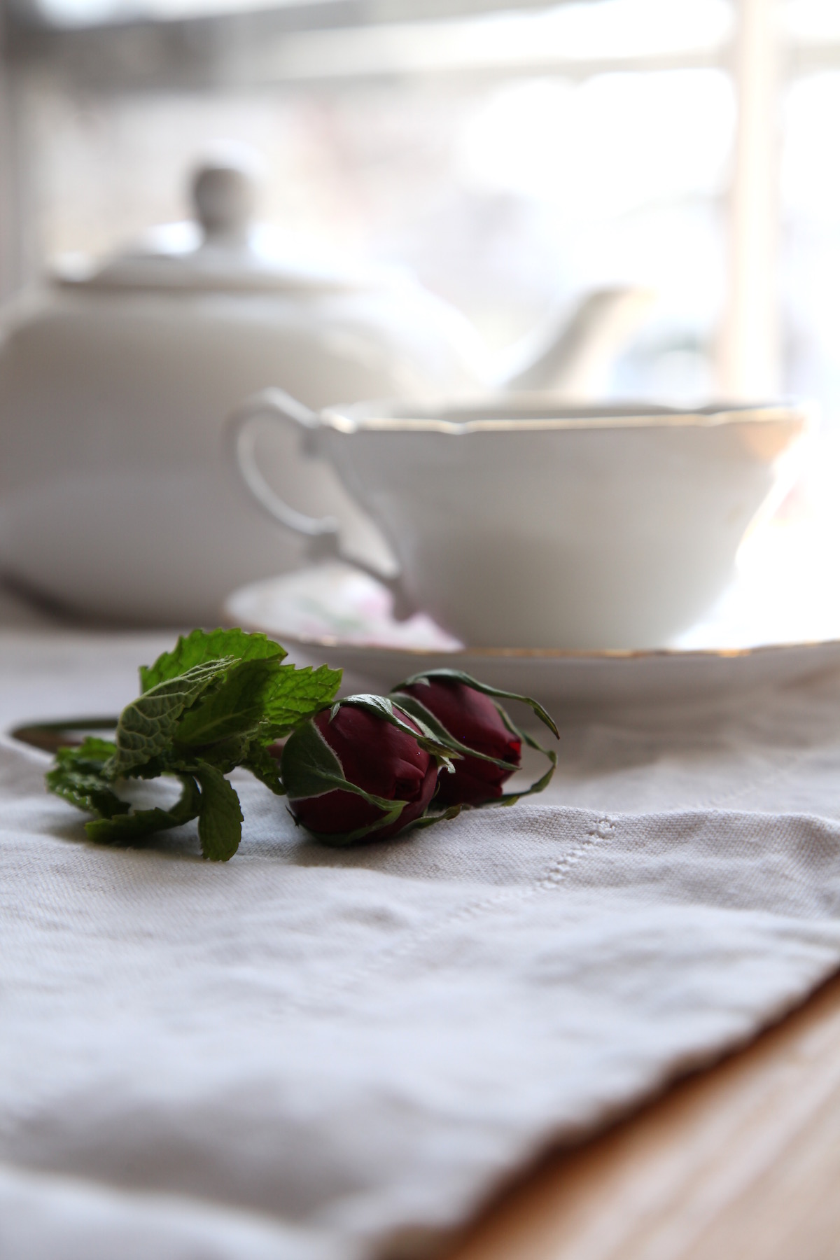 7 Tips That Will Help You Stay Cool During Menopause | Herbal Academy | You don't have to suffer from miserable hot flashes! Try this herbal hot flash tea to help you cool down.