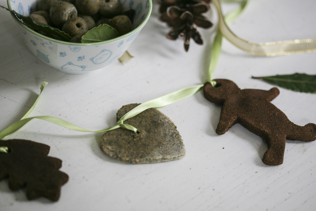 Homemade Squash Cinnamon Dough for Holiday Decorations and Ornaments | Herbal Academy | Tis the season for decorating Christmas trees and giving gifts! These DIY squash cinnamon dough decorations are a great fit!