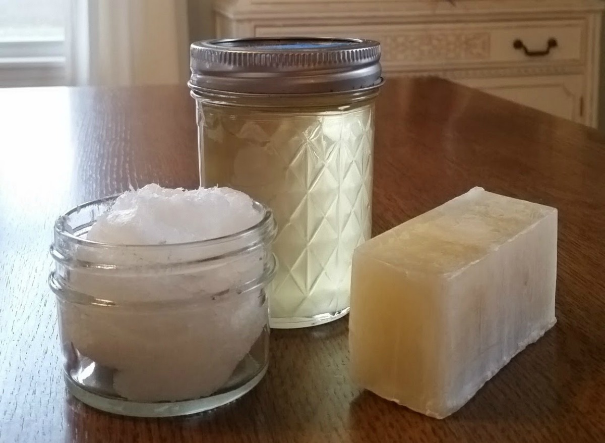 Homemade Marshmallow Root Lip Balm | Herbal Academy | Keep your lips soothed, healed, and moisturized all year long with this homemade marshmallow root lip balm that uses just a few simple ingredients!