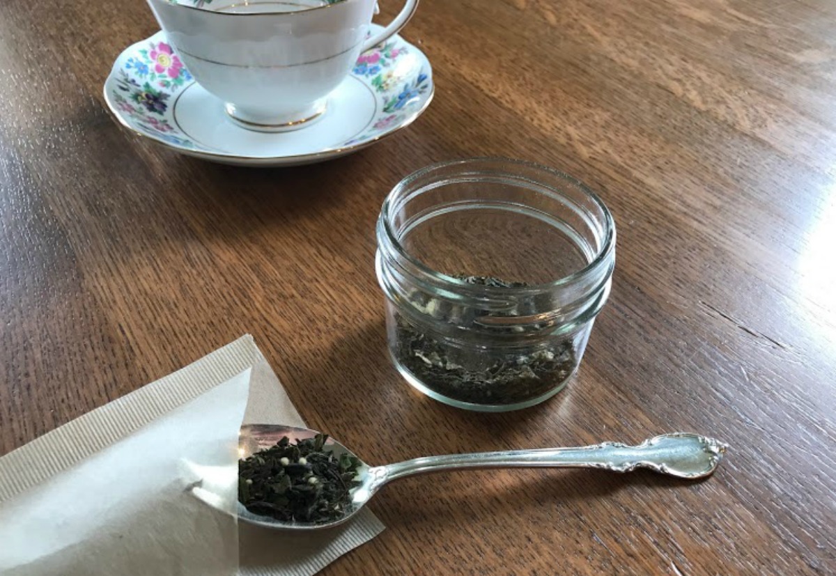 DIY Mother's Day Tea Bags | Herbal Academy | These DIY Mother's Day tea bags are perfect to show mom some love and appreciation. 