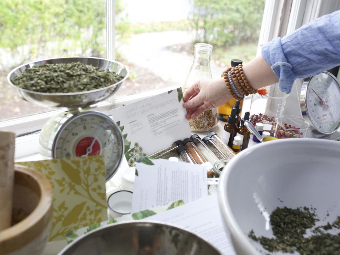 The Herbal Starter Kit start using herbs today!