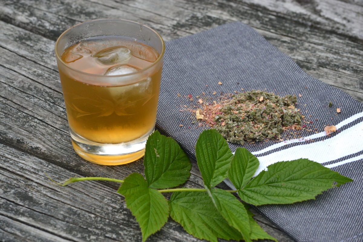 3 Cooling Herbal Teas For Summer | Herbal Academy | Looking for ways to beat the summer heat? Find relief with these 3 cooling herbal teas for summer that your family and friends will love!