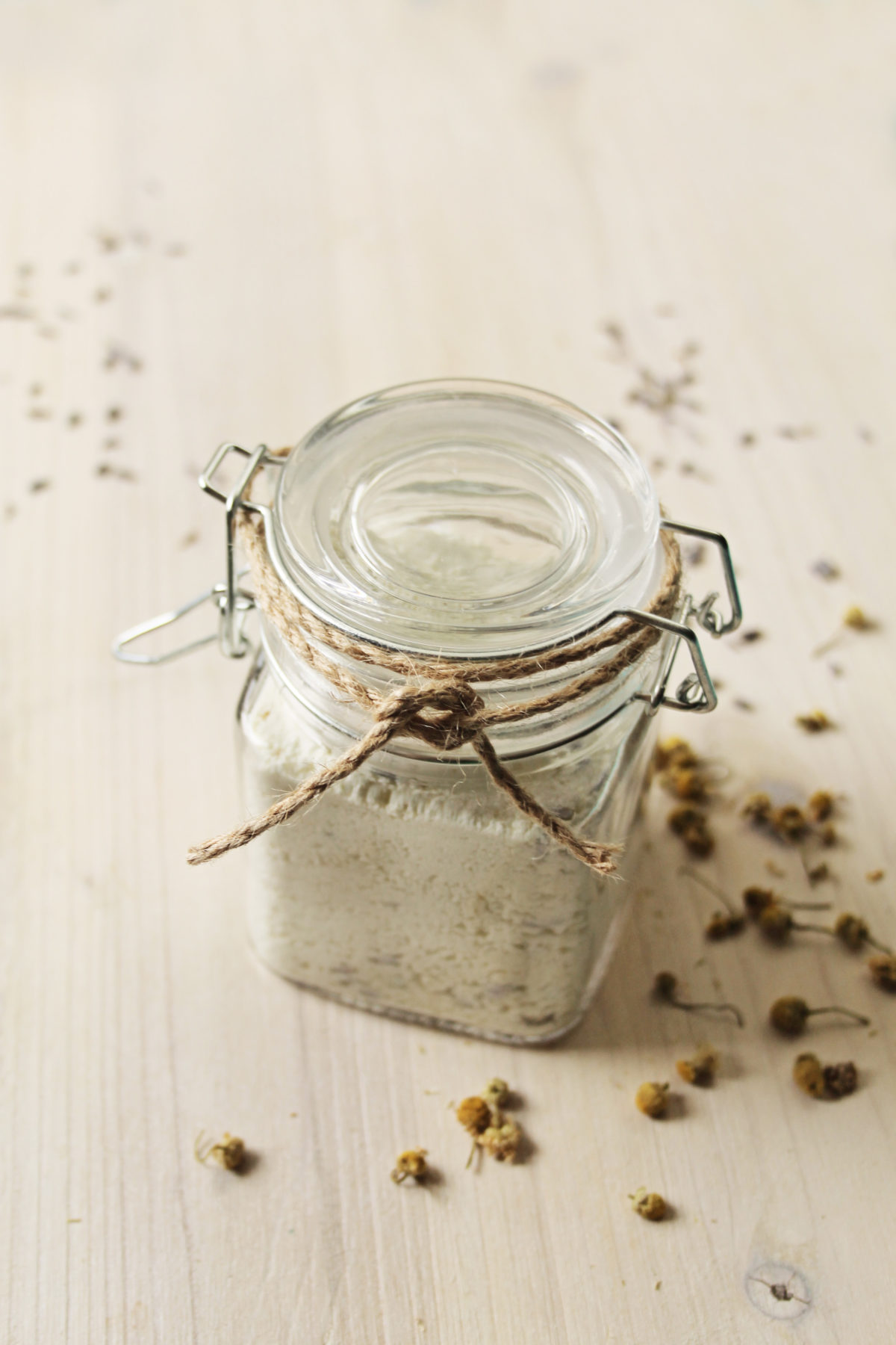 How to Create a Nourishing Milk Bath for Self Care