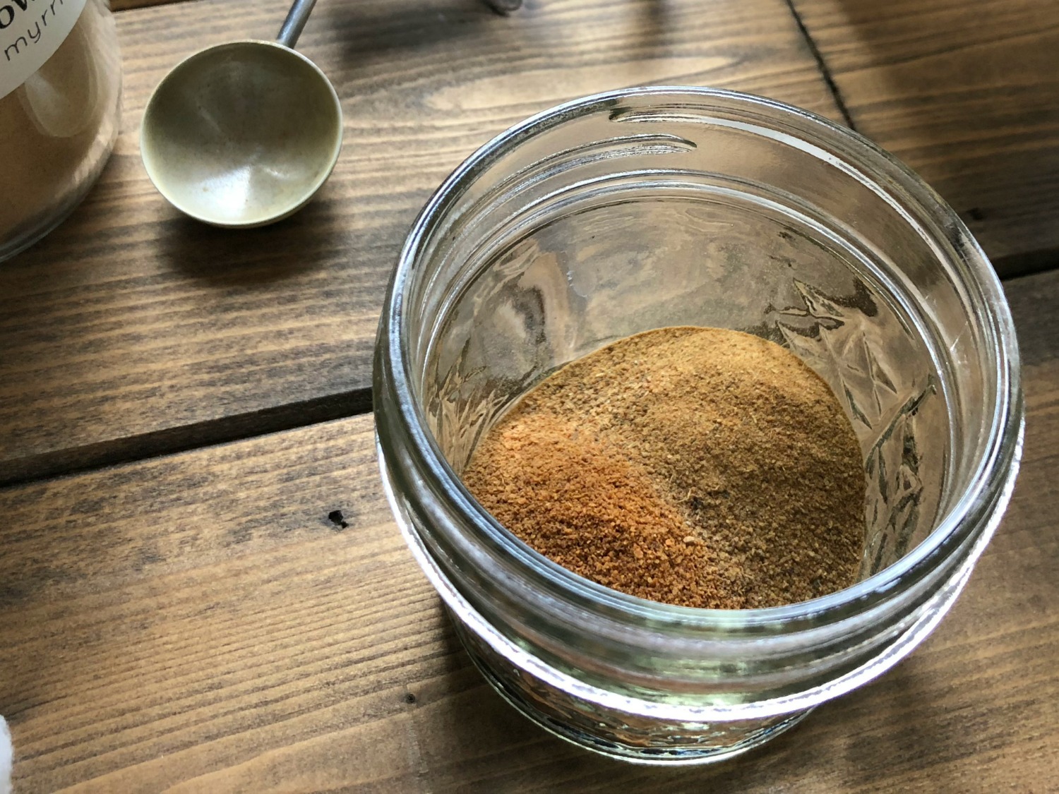 How To Make Jethro Kloss’s Herbal Liniment | Herbal Academy | Are you looking for something for pain, swelling, bruises, headaches, rheumatism, and more? Here's a great recipe for Jethro Kloss's Herbal Liniment!