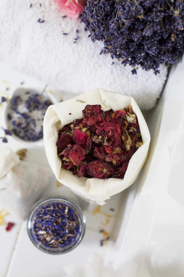 Herbal Aphrodisiacs What They Are & How to Use Them