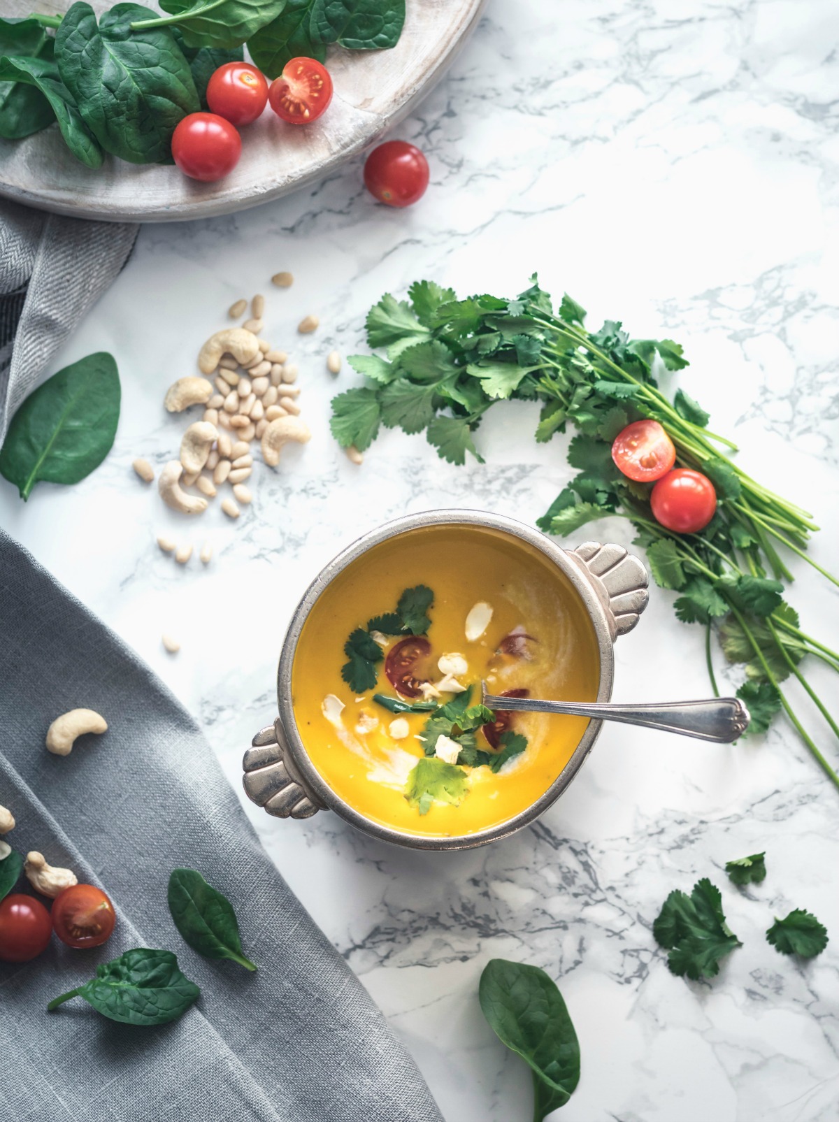 A Warming Turmeric Cauliflower Soup For Chilly Winter Days | Herbal Academy | There is nothing better than a warm bowl of soup on a chilly winter’s day. Give our Turmeric Cauliflower Soup a try and stay warm!