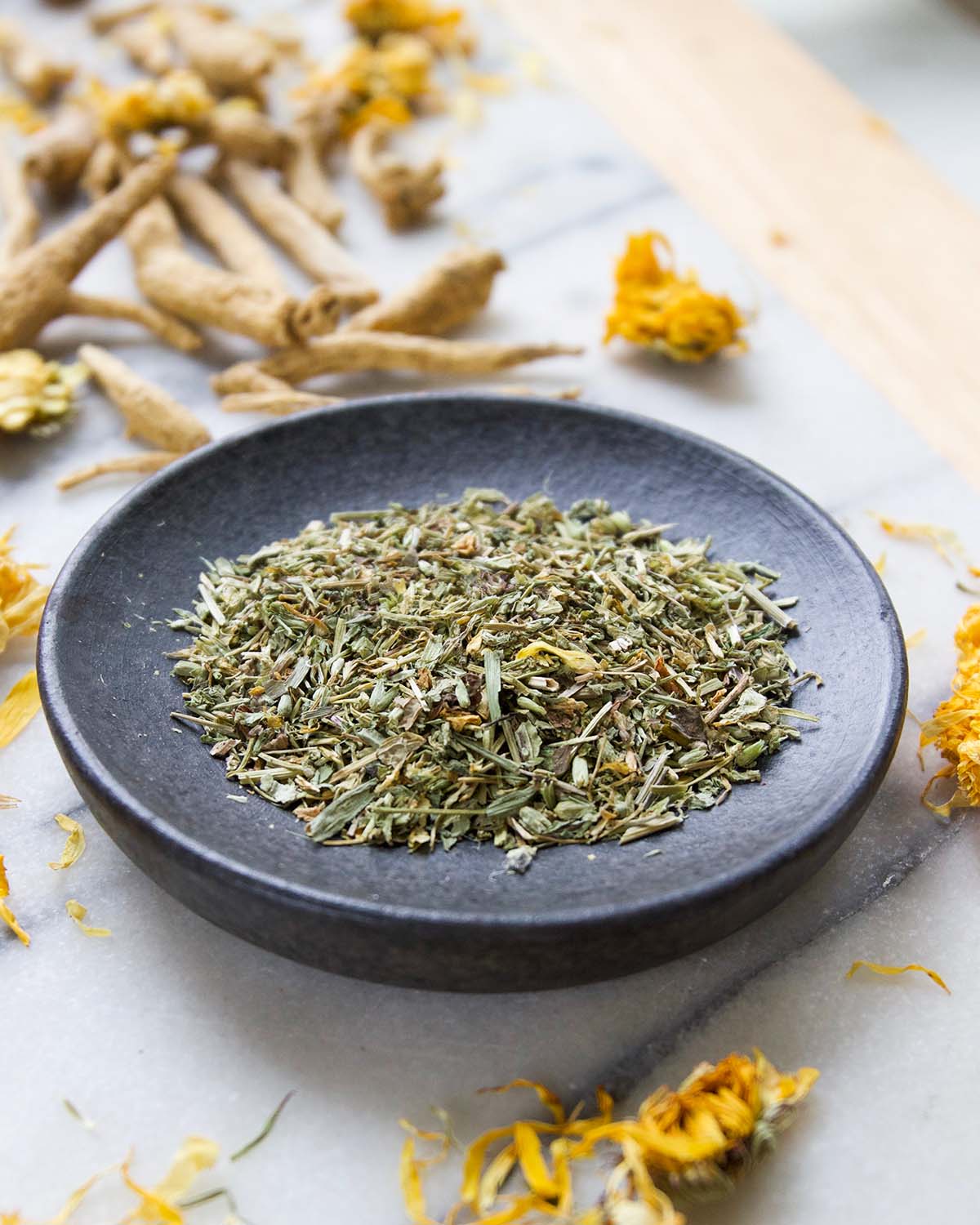 5 Multi-Use Herbs for your Herbal Toolkit | Herbal Academy | Choosing multi-use herbs that have numerous actions and uses can simplify your apothecary and allow you to have something on hand for common complaints.