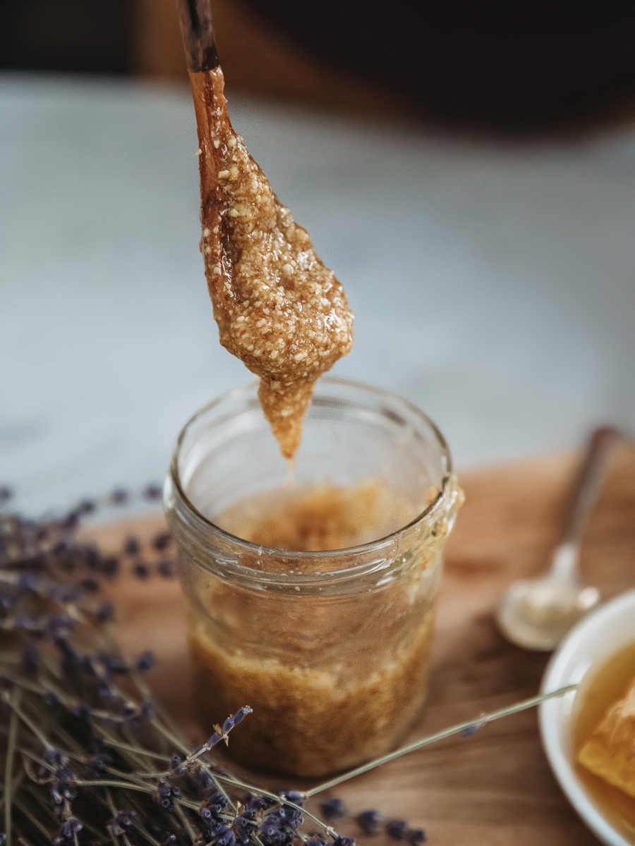 3 DIY Honey Face Wash Recipes For Your Constitution | Herbal Academy | Looking for a DIY face wash recipe? These 3 DIY honey face wash recipes are easy to make and great for your skin. Say goodbye to pre-made face cleansers!