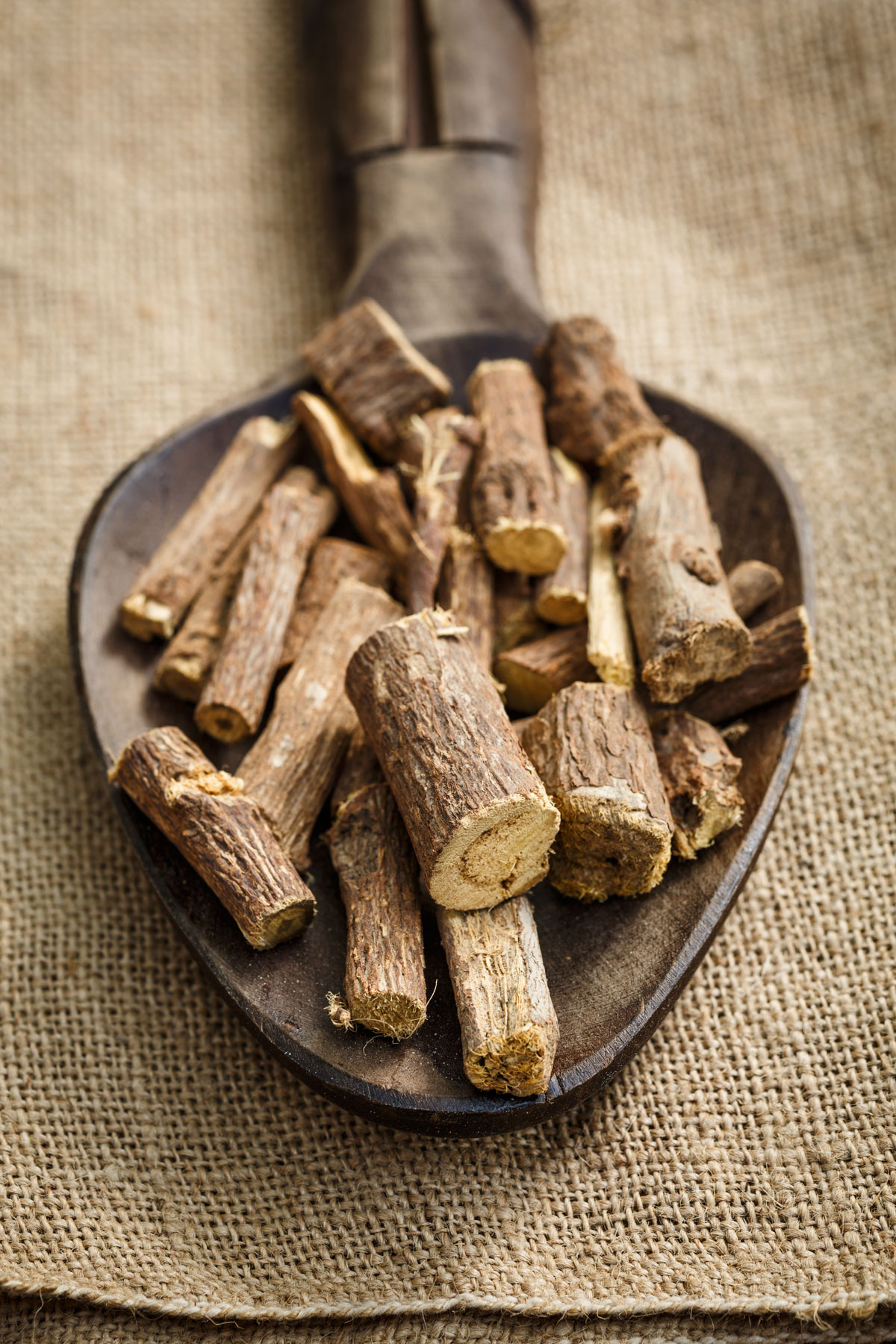 licorice root on a spoon