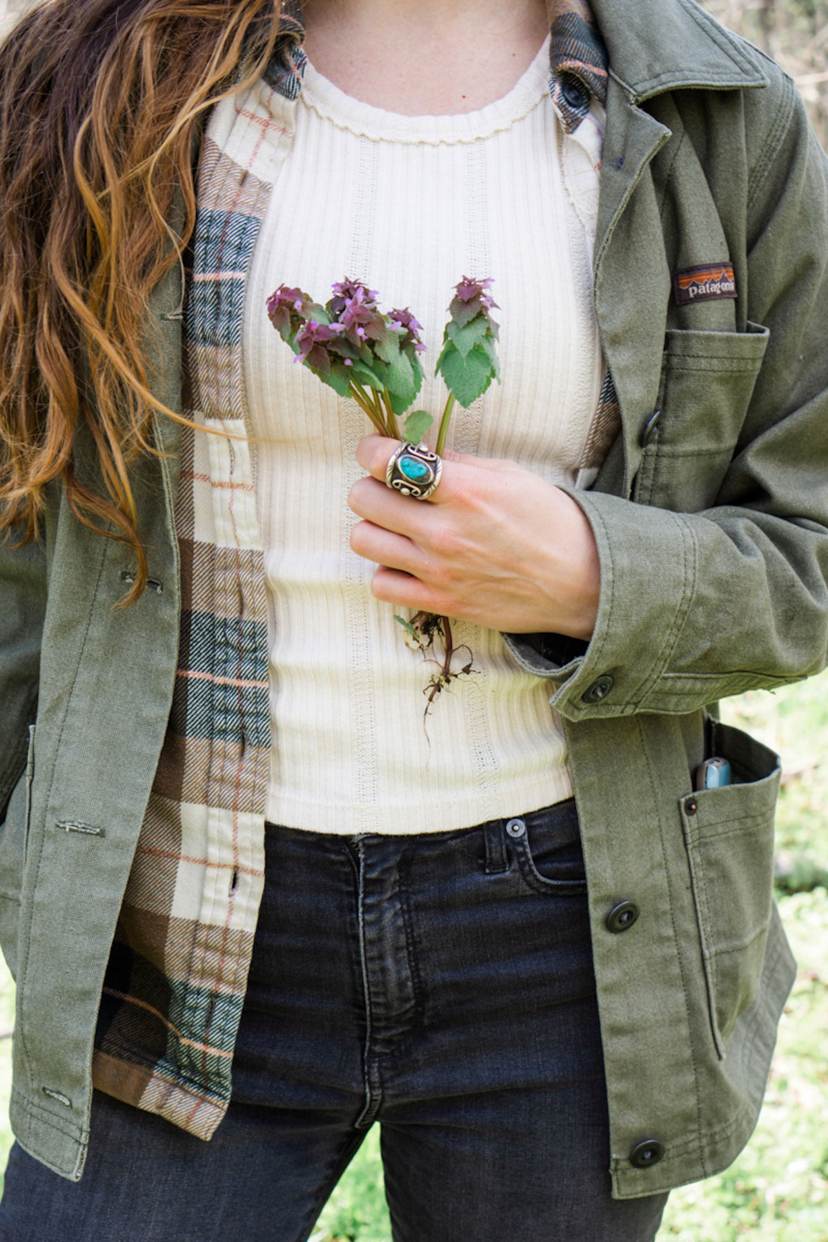 Purple Dead Nettle: Nutrition and Recipes | Herbal Academy | If you enjoy foraging, then purple dead nettle (Lamium purpureum) is a wonderful plant to become acquainted with through these two simple recipes.