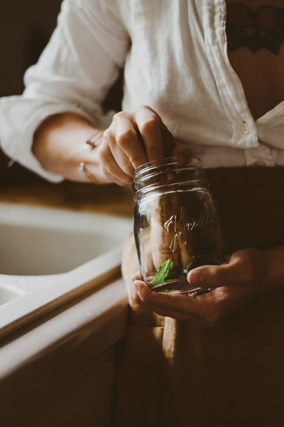 HA Student Feature: Ashley York (@whimsyandwhile) | Herbal Academy | In the second installment of our Student Feature Series, we chatted with Ashley York (@whimsyandwhile) about her herbalism journey. 