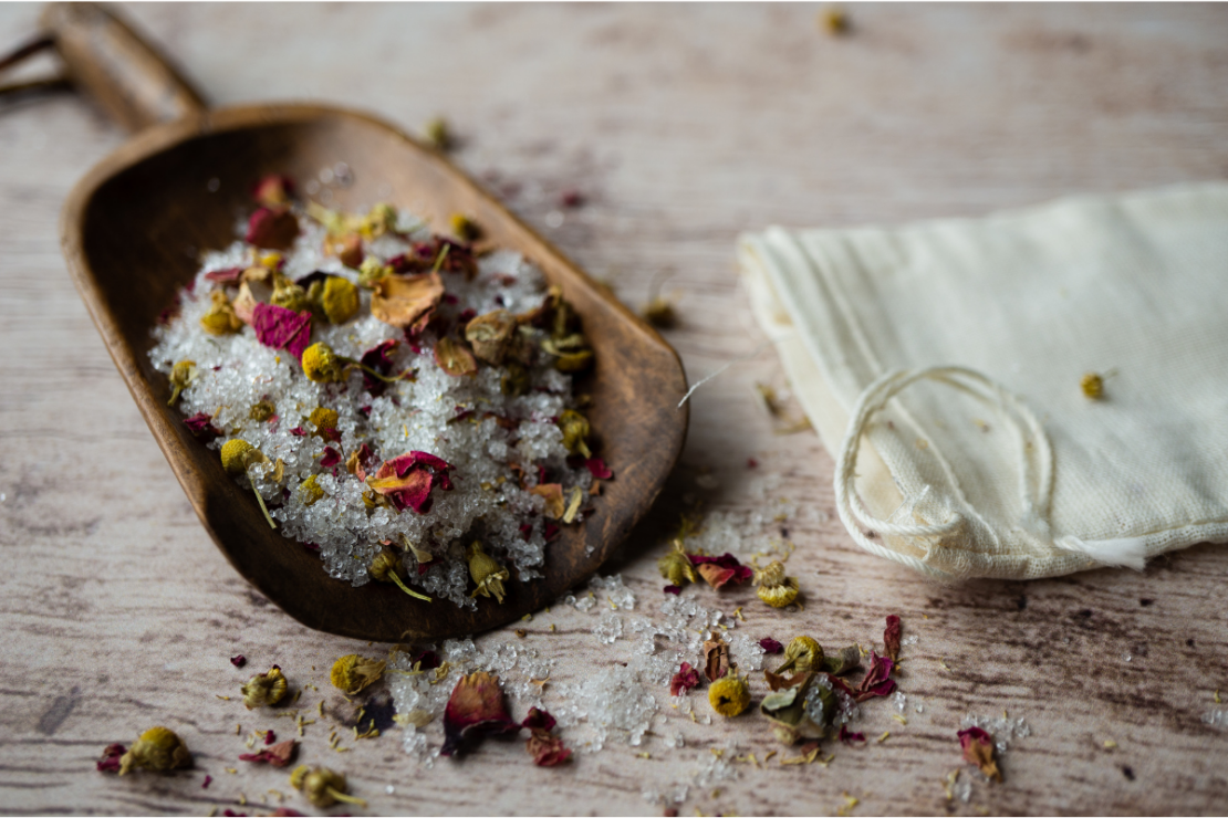 Lavender and Rose Hip Bath Tea