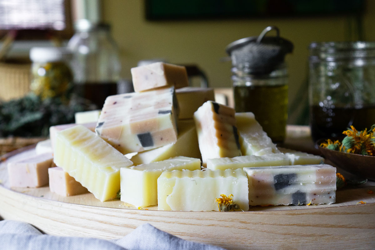 Infusing Your Own Oils for Soap Making - A Chick And Her Garden