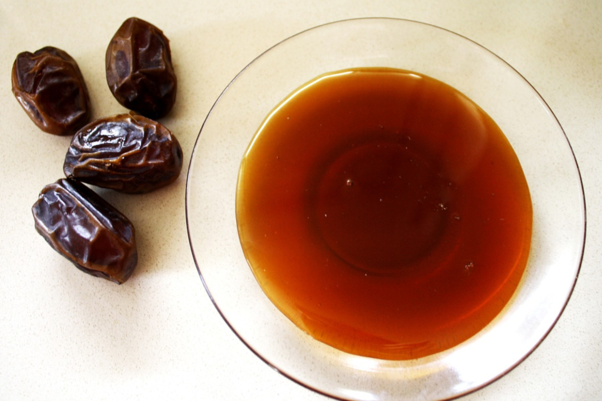 dates and honey used in traditional Mediterranean recipes