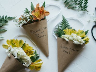 A Floral Craft Project to Celebrate Herbalist Day | Herbal Academy | Herbalist Day is the perfect opportunity to thank the herbalists in your life. This floral craft project is sure to bring a spark of joy to your local herbal friends.