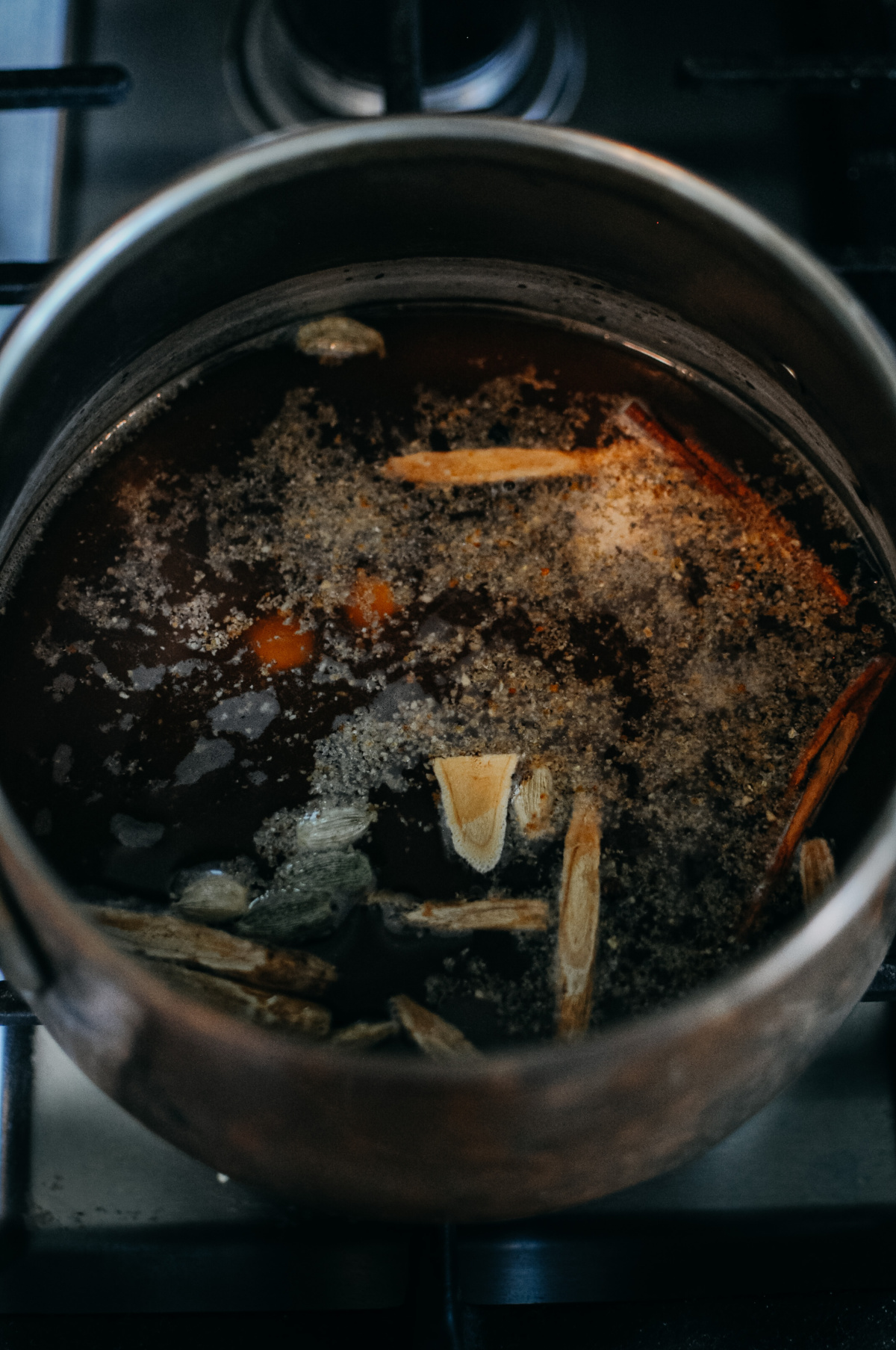 making astragalus chai
