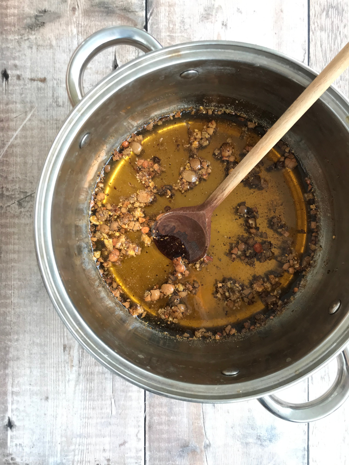 steeping coreopsis flowers to make paint