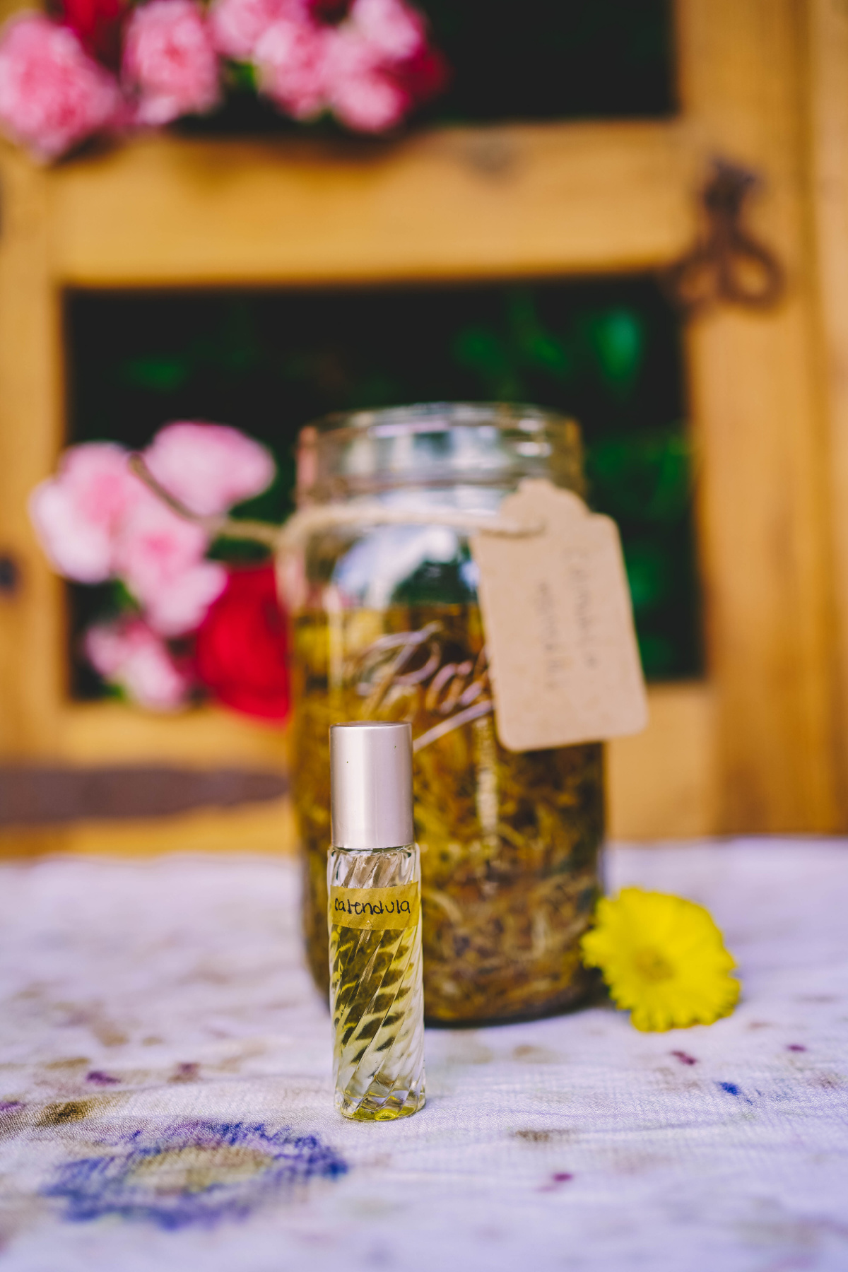 homemade calendula oil