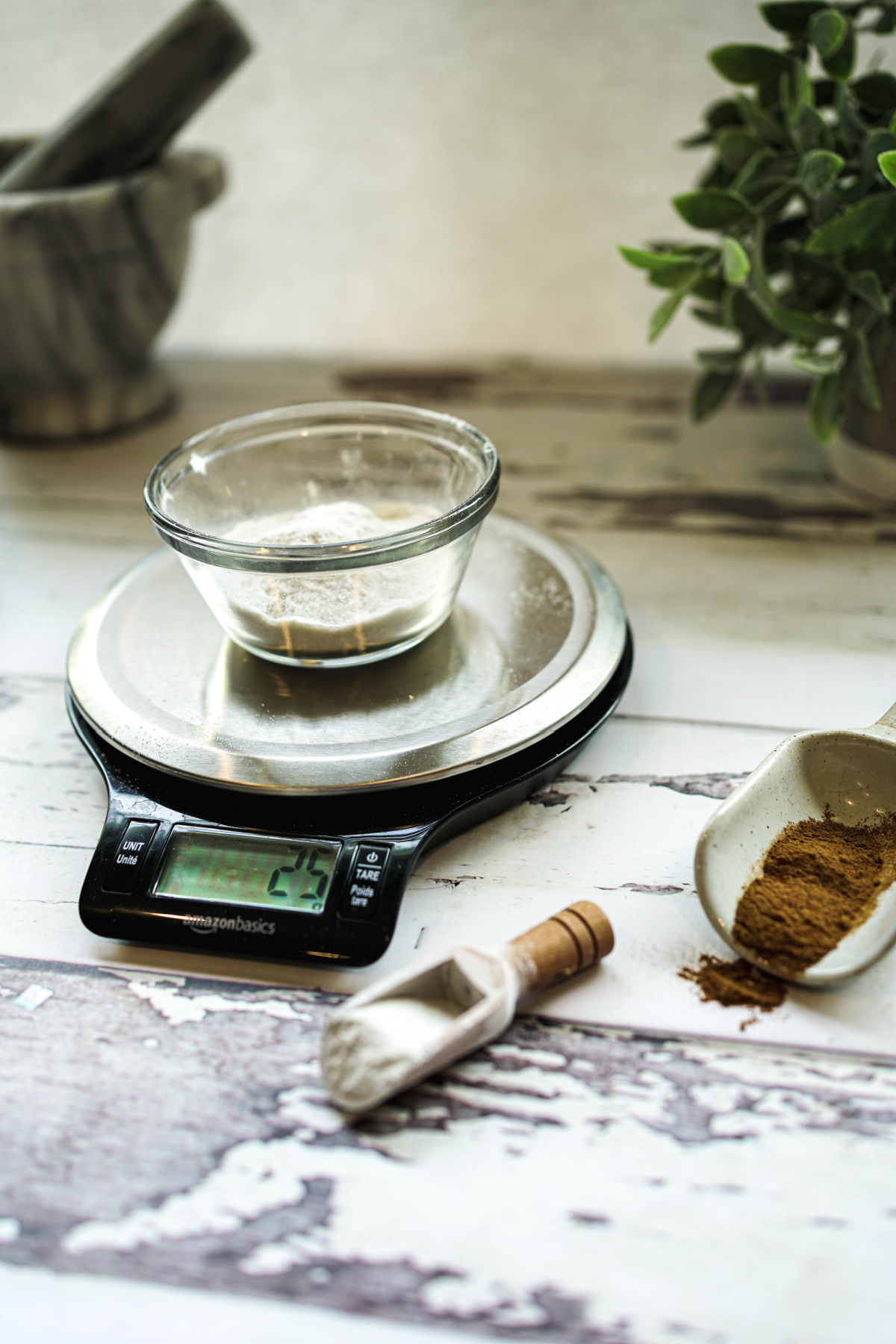 weighing cardamom