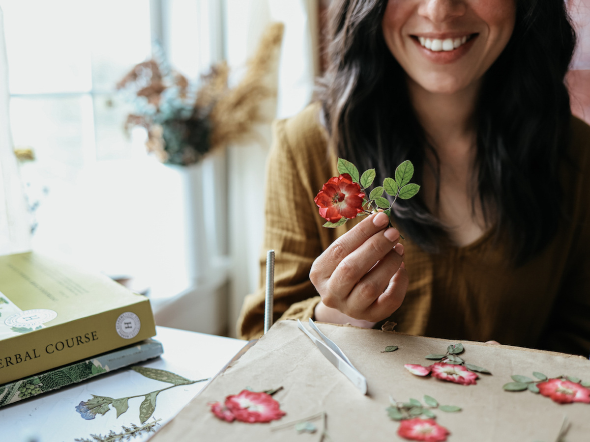 flower pressing workshop