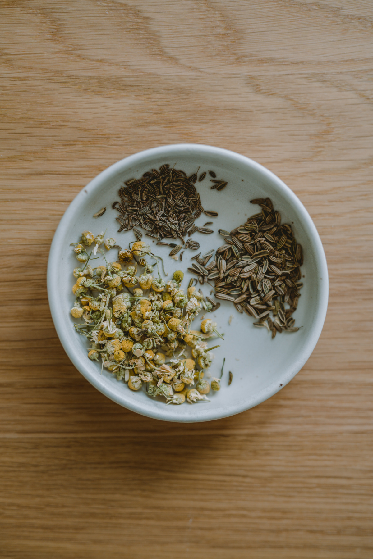 herbs for crampy belly oil