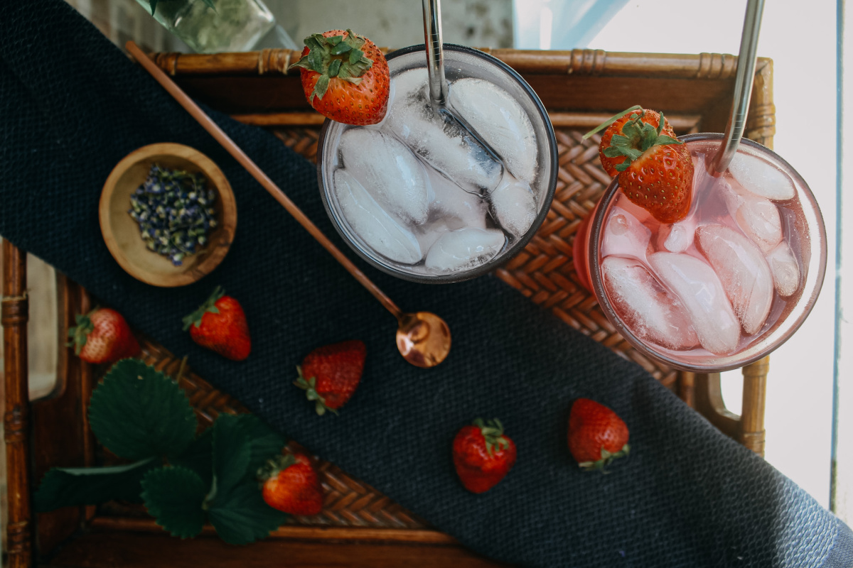 glasses of herbal limoncello on a tray 