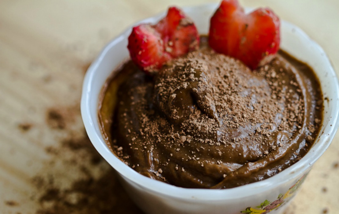 healthy chocolate pudding for Valentine's Day