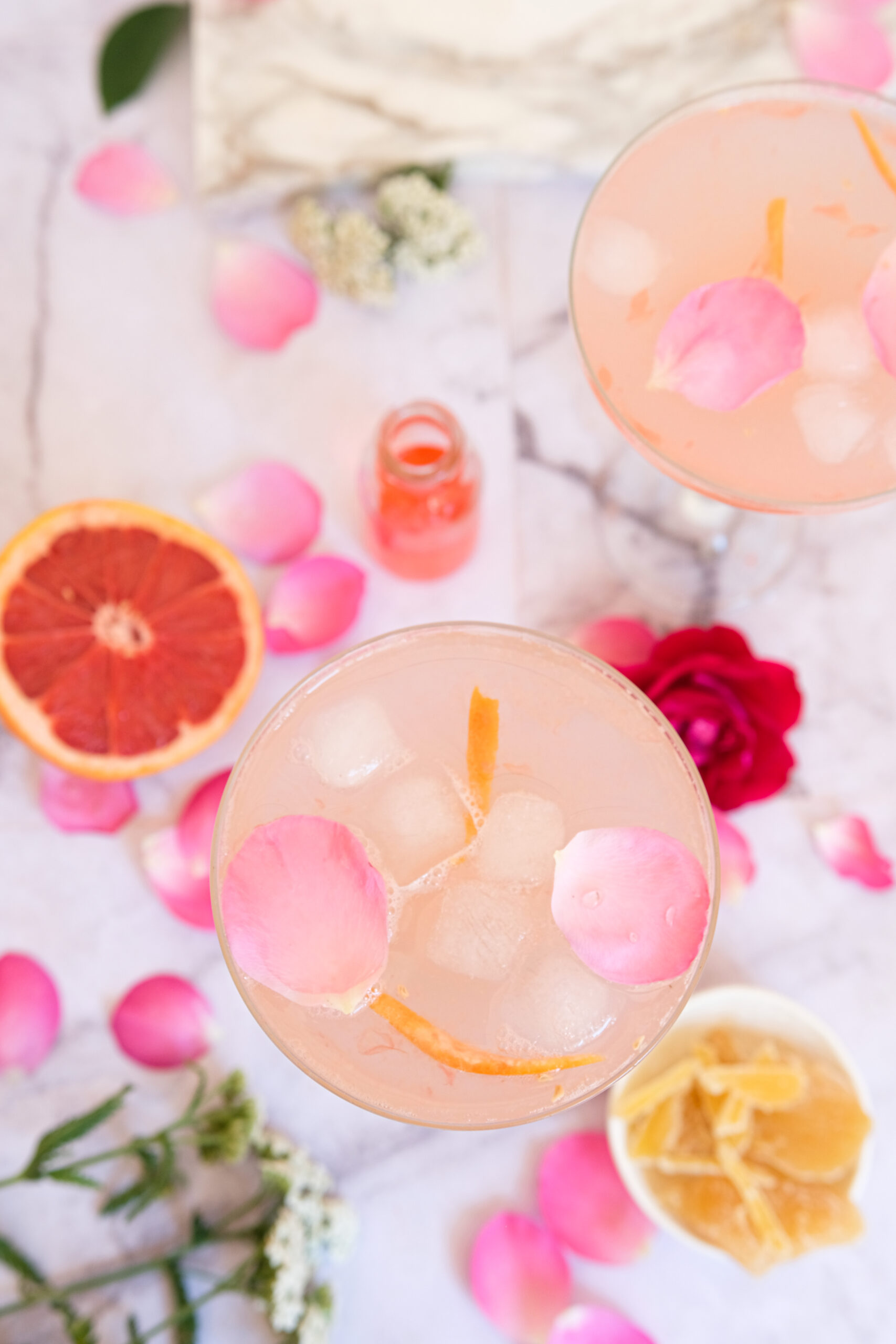 aerial shot of glasses of mocktail