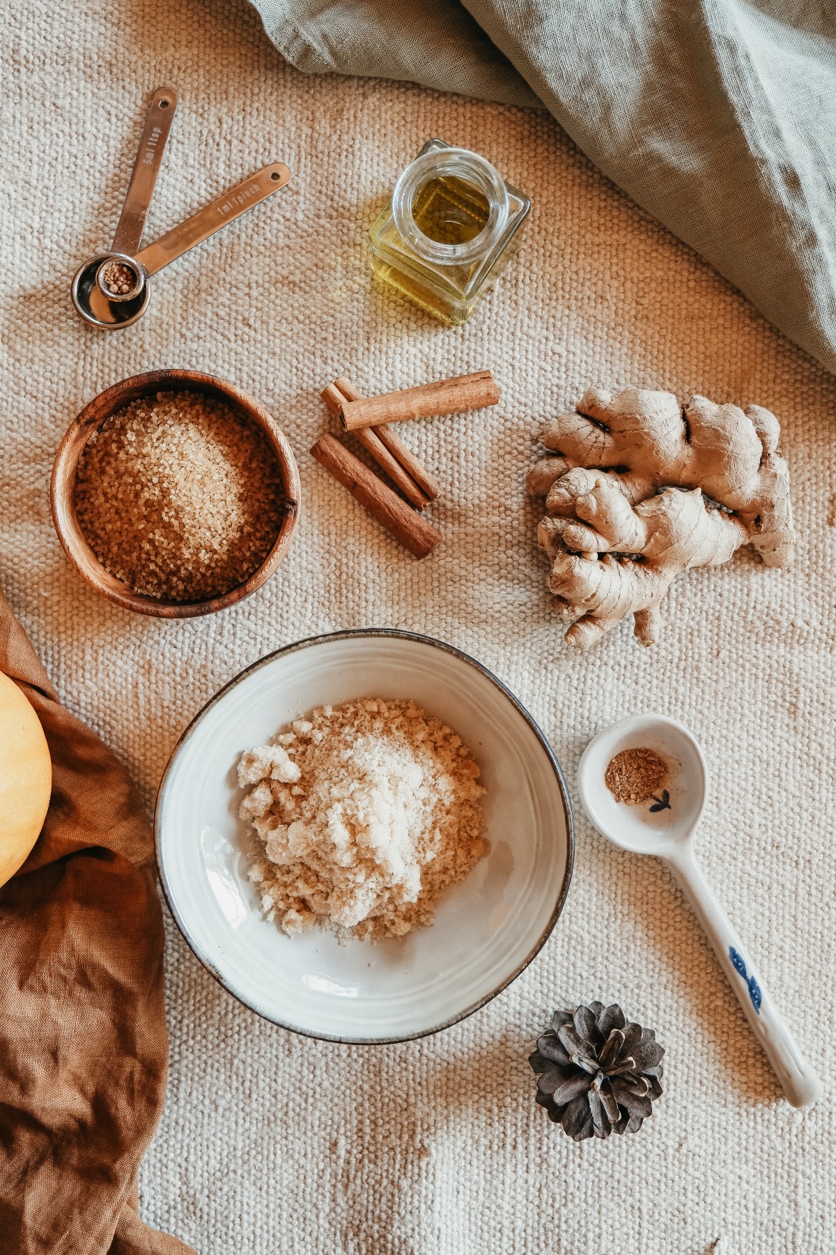 DIY Pumpkin Spice Brown Sugar Body Scrub