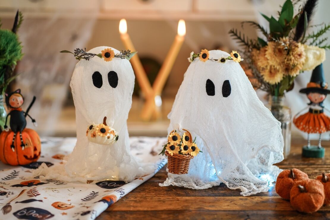 Cheesecloth Ghosts DIY - Sunrise Valley Farm Co