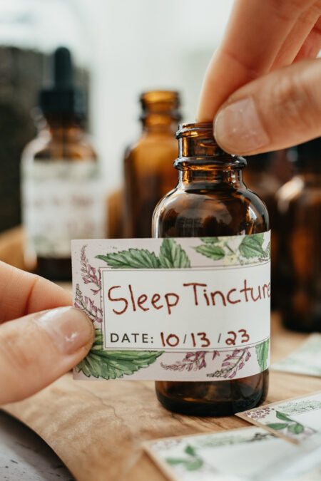 Pretty apothecary labels for tinctures, salves, and tins - herbalist gift idea