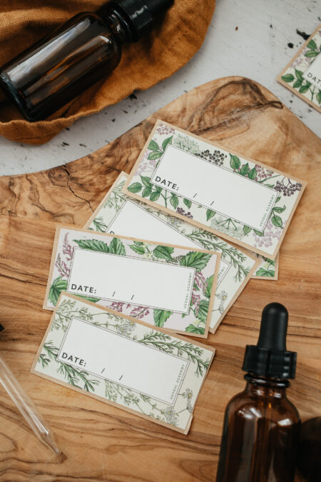 Pretty apothecary labels for tinctures, salves, and tins - herbalist gift idea