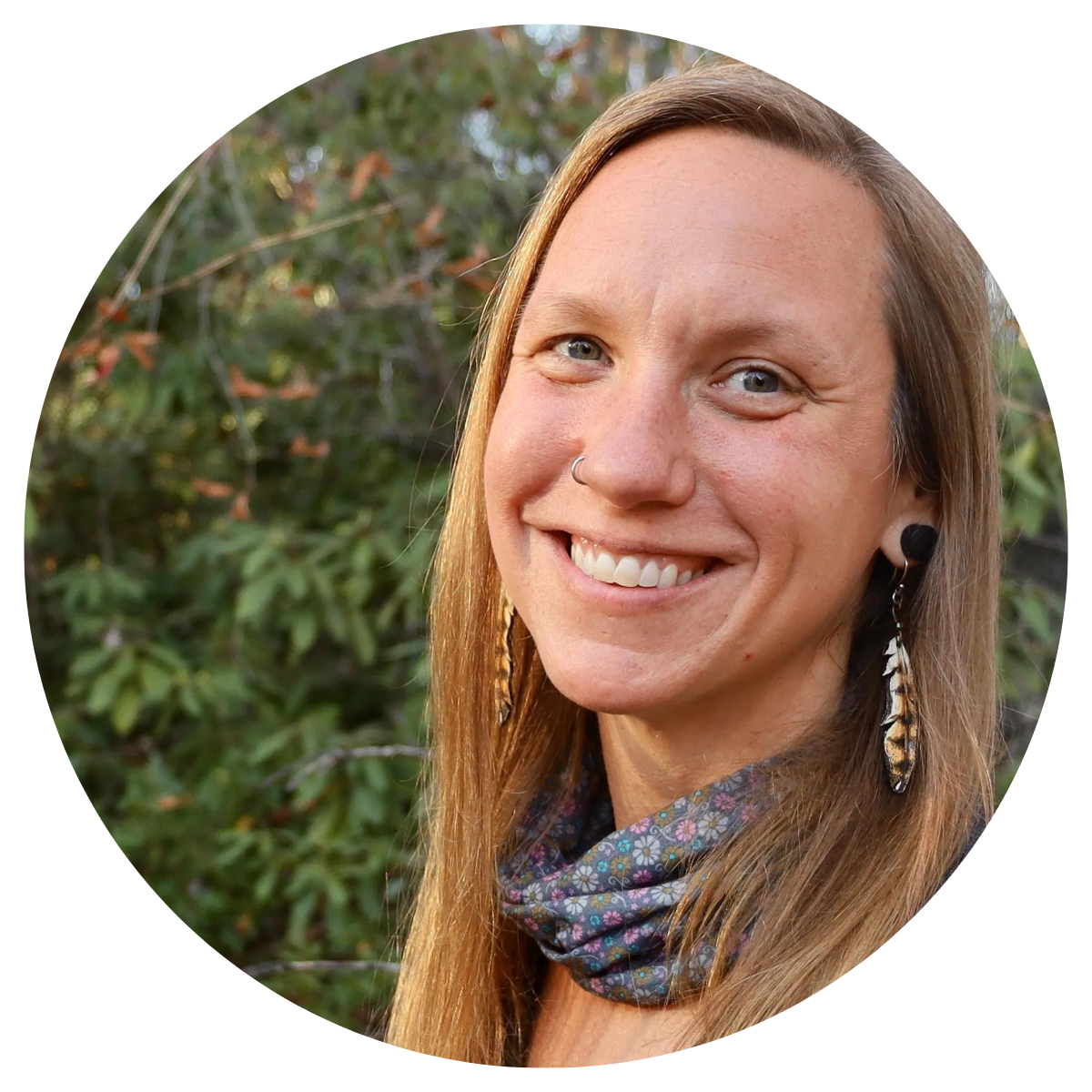 Lindsey Feldpausch, RH(AHG) - Herbal Academy teacher and herbalist