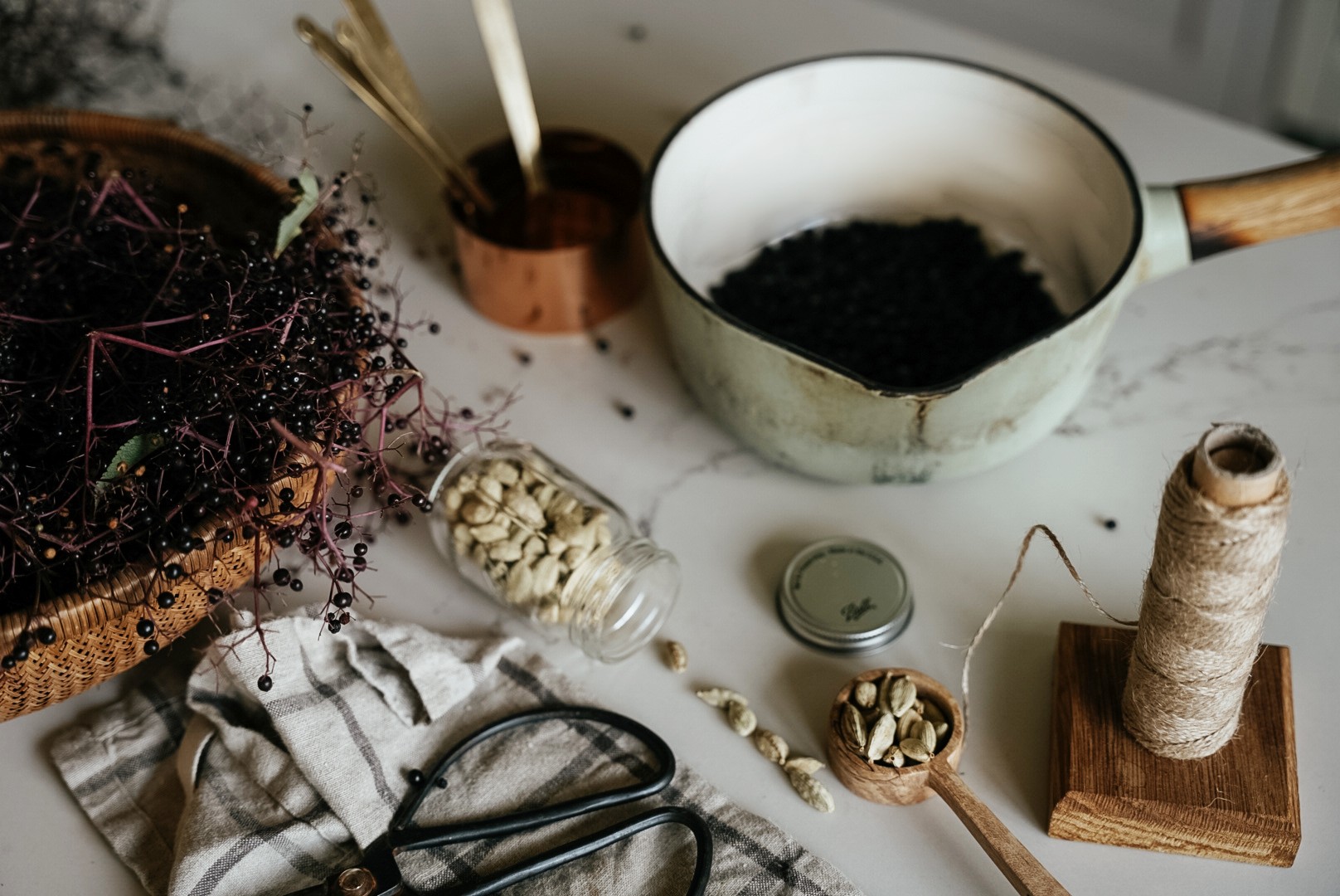 ingredients to make Elderberry Spice