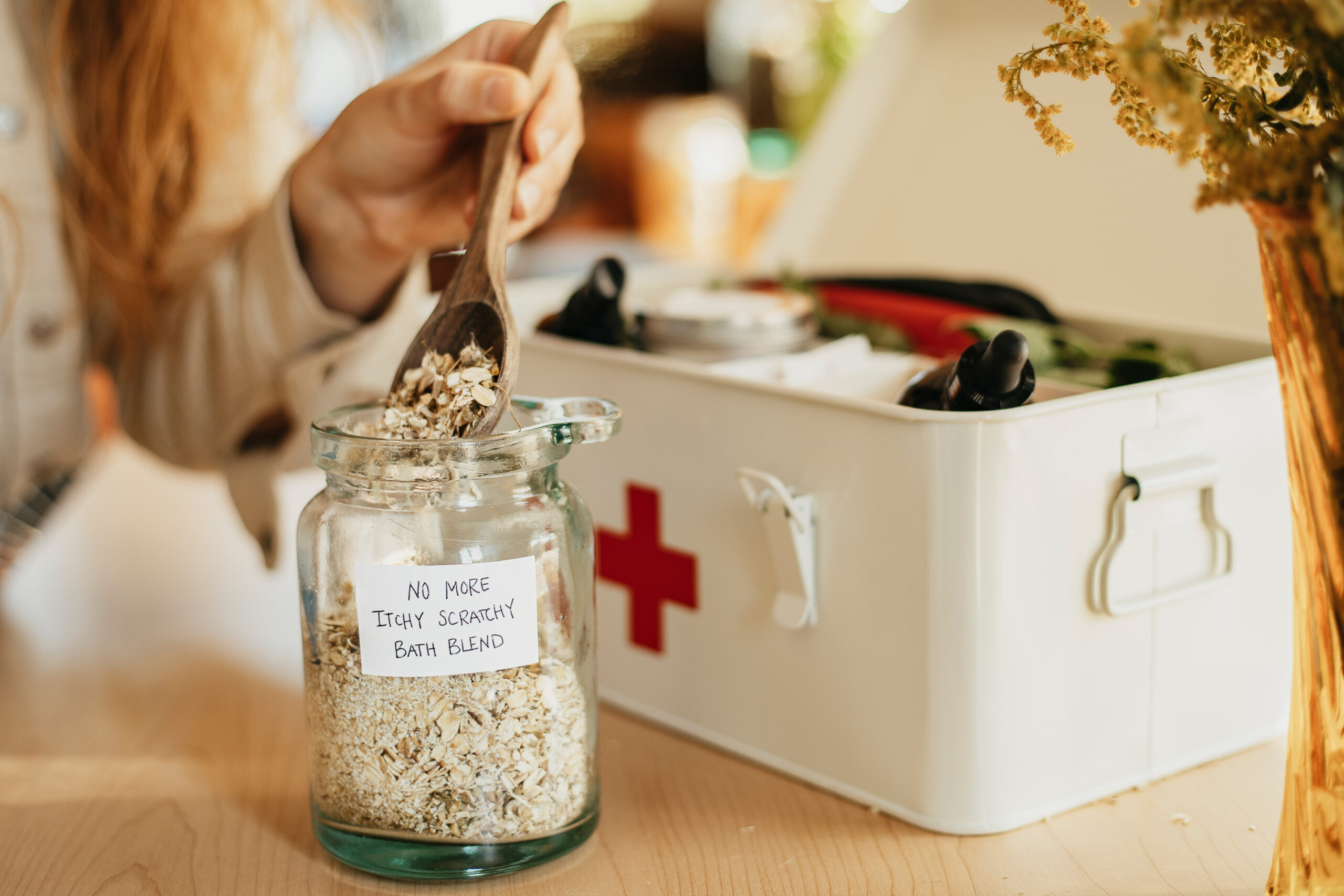 Herbal bath for itchy skin - kids herbalism