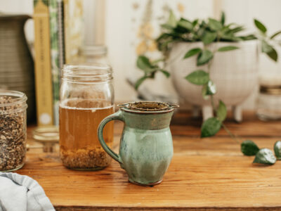 DIY Autumn Dandelion Root Tea Tonic by Herbal Academy