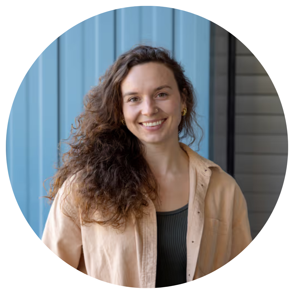 Jordan Thompson, MA, ISA, Certified Arborist and Horticulturist focusing on invasive insect and plant health care, is a contributor to Herbal Academy's Holistic Approach for Tick-Borne Diseases Course. 